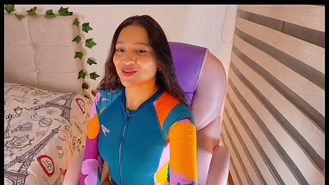 Snapshot of Be_Evil chatting on October 28, 3:32 am Be Evil online show from October 28, 3:32 am