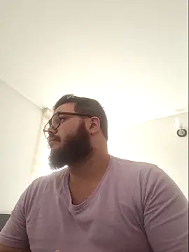 Snapshot of Edmund98 chatting on March 20, 2:10 pm Edmund98 online show from March 20, 2:10 pm