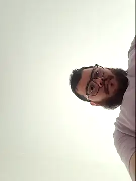 Snapshot of Edmund98 chatting on March 20, 5:15 pm Edmund98 online show from March 20, 5:15 pm