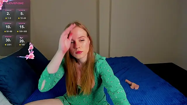 Snapshot of EvaTheHeart chatting on March 21, 1:56 am EvaTheHeart online show from March 21, 1:56 am