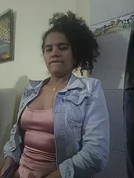Snapshot of emma_morgan_1 chatting on October 14, 12:33 am emma morgan 1 online show from October 14, 12:33 am