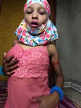 Cutesoma01 online show from April 6, 10:44 pm