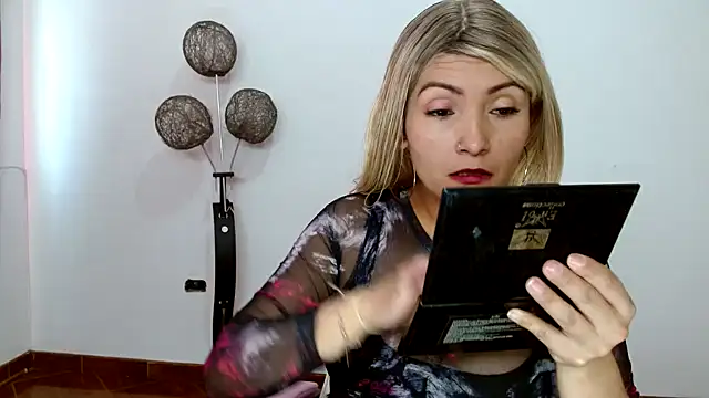 nanis milf online show from December 19, 1:51 pm