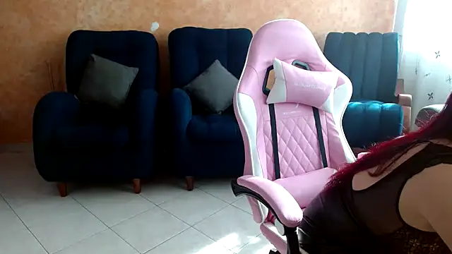 nanis milf online show from February 4, 1:50 pm