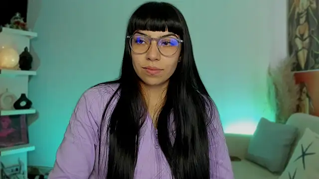 Snapshot of Saraa_Desiree chatting on September 29, 9:41 pm Saraa Desiree online show from September 29, 9:41 pm