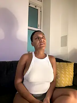 Melia Rayne online show from November 21, 10:41 pm