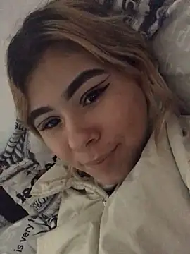  YOUMODELFAVORITE online show from March 6, 3:46 am