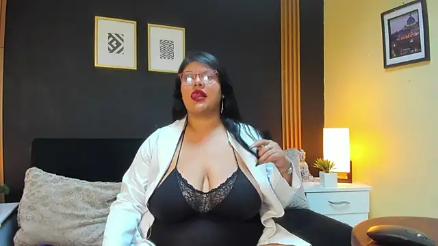 Snapshot of natasha_blum chatting on March 4, 8:27 pm natasha blum online show from March 4, 8:27 pm