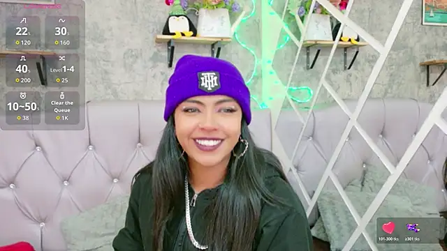 Snapshot of Devil_AliceXo chatting on February 16, 7:32 pm Devil AliceXo online show from February 16, 7:32 pm