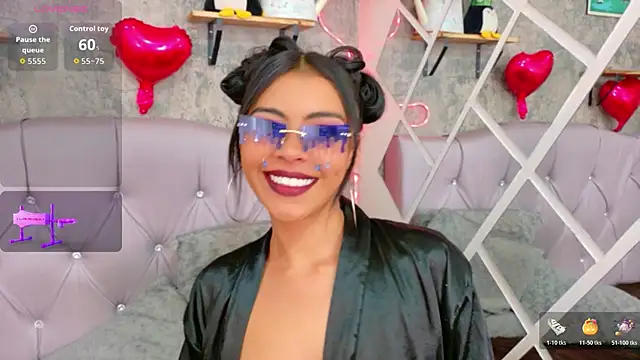 Snapshot of Devil_AliceXo chatting on February 19, 9:11 pm Devil AliceXo online show from February 19, 9:11 pm