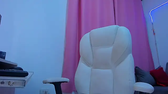 gaaby foxx online show from October 4, 1:53 pm