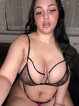 Snapshot of Blackpearlx666 chatting on February 8, 9:29 pm Blackpearlx666 online show from February 8, 9:29 pm