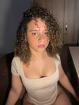 Snapshot of KittyTwerk_2 chatting on July 8, 4:11 pm KittyTwerk 2 online show from July 8, 4:11 pm