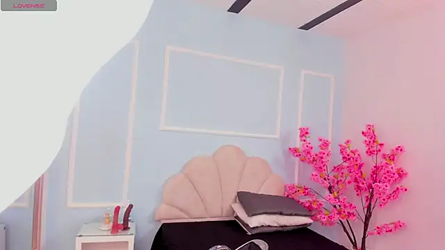 Candaceoweens online show from March 8, 7:42 pm