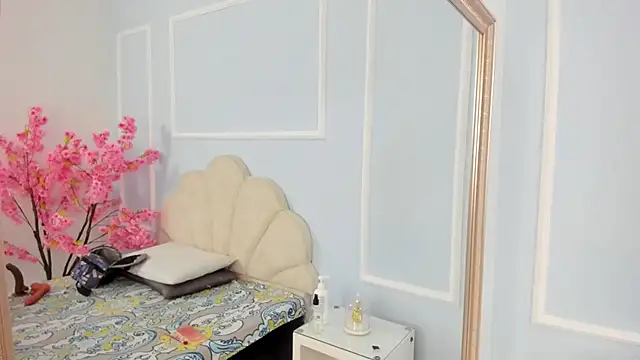 Candaceoweens online show from March 11, 3:37 am