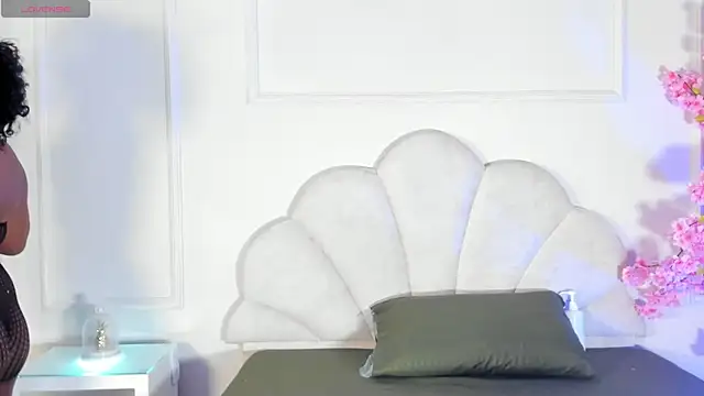 Candaceoweens online show from October 19, 3:51 am