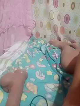 Snapshot of sarayulith chatting on October 8, 12:30 am sarayulith online show from October 8, 12:30 am