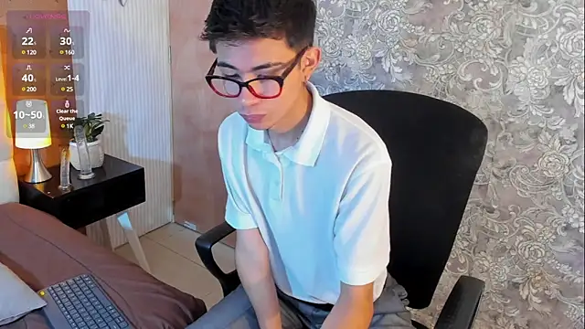 Snapshot of dads_rider chatting on March 20, 4:51 am dads rider online show from March 20, 4:51 am