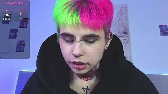 Snapshot of Alex_Vallley chatting on October 9, 8:40 pm Alex Vallley online show from October 9, 8:40 pm