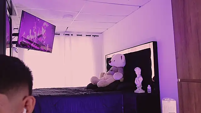 Snapshot of ErosKhaos chatting on September 30, 8:14 pm ErosKhaos online show from September 30, 8:14 pm