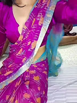 Cute-Zarina online show from November 8, 4:40 pm