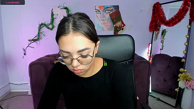 kiki swan online show from January 10, 6:48 am