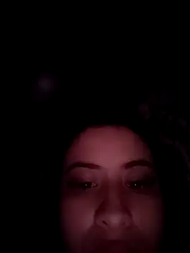 Snapshot of mialorents chatting on October 28, 11:47 am mialorents online show from October 28, 11:47 am