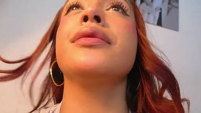 nicelle carson  online show from December 16, 12:10 pm