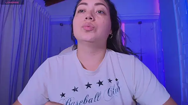 Snapshot of heidy_johns chatting on September 25, 3:10 am heidy johns online show from September 25, 3:10 am