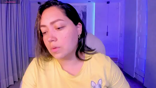 Snapshot of heidy_johns chatting on October 3, 3:36 am heidy johns online show from October 3, 3:36 am