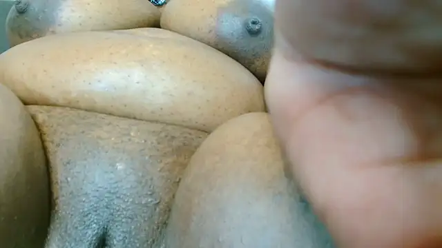 Snapshot of Nipples_Lovers30 chatting on March 21, 8:39 am Nipples Lovers30 online show from March 21, 8:39 am