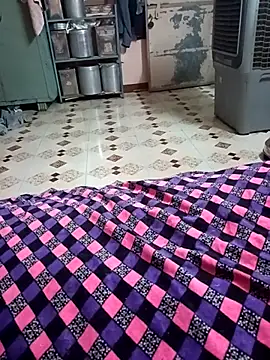 Snapshot of adp-007 chatting on March 6, 4:38 pm adp-007 online show from March 6, 4:38 pm