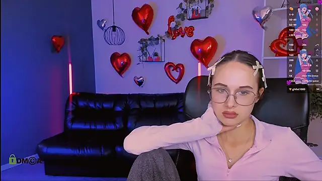 mona cloud online show from February 28, 11:17 pm