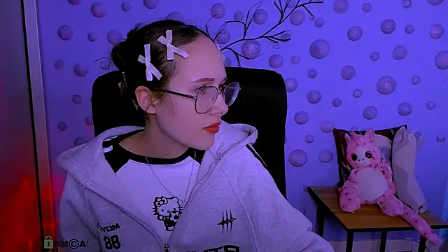 mona cloud online show from March 14, 8:14 pm