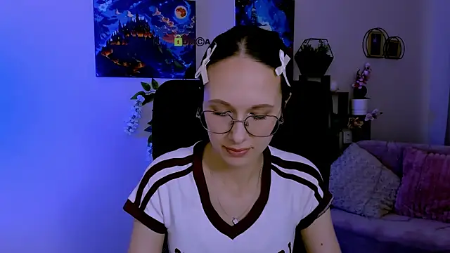 Snapshot of mona_cloud chatting on July 12, 8:38 am mona cloud online show from July 12, 8:38 am