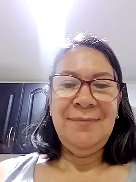 victoria wayne online show from October 27, 9:57 am