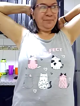 victoria wayne online show from November 10, 10:14 am