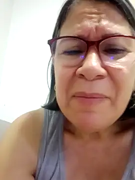 victoria wayne online show from February 16, 10:00 am