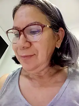 victoria wayne online show from March 29, 9:31 am