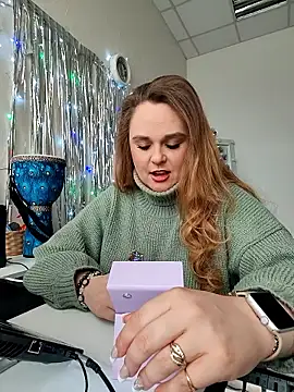 Juicy PeachLux online show from January 17, 7:13 am