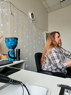 Juicy PeachLux online show from March 21, 8:19 am