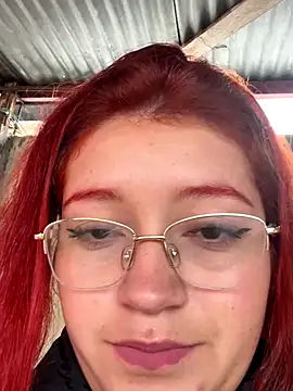 Snapshot of Karina_Leon chatting on December 18, 7:09 pm Karina Leon online show from December 18, 7:09 pm