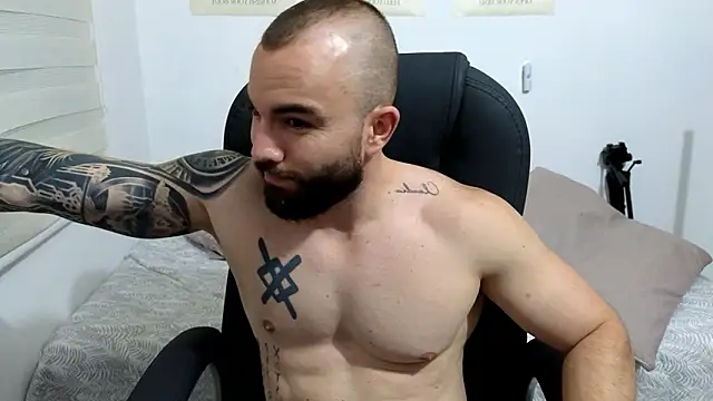 Isaac Carter online show from February 2, 11:25 pm