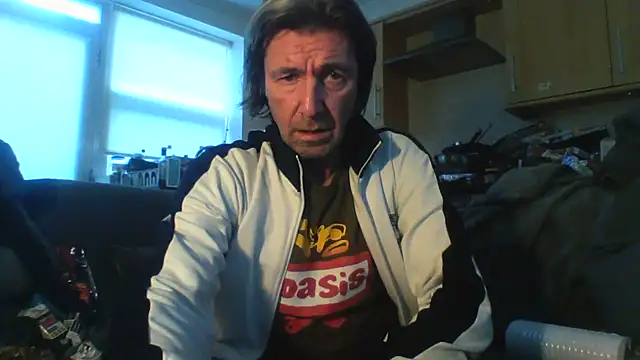 Snapshot of Grower_and_shower chatting on November 17, 11:49 am Grower and shower online show from November 17, 11:49 am