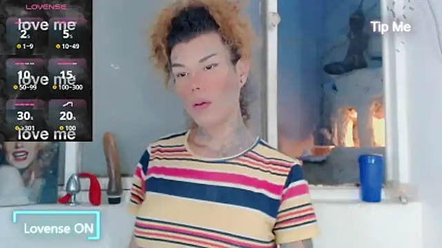 Snapshot of ana_tsxxx chatting on April 21, 11:07 pm ana tsxxx online show from April 21, 11:07 pm