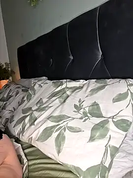 Snapshot of Saucy-Serenity chatting on March 17, 10:28 pm Saucy-Serenity online show from March 17, 10:28 pm