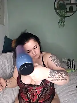 Saucy-Serenity online show from February 13, 8:38 pm