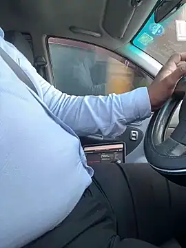 Snapshot of dam-her-boy chatting on November 10, 2:32 am dam-her-boy online show from November 10, 2:32 am