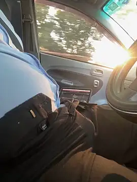 dam-her-boy online show from March 31, 11:54 am