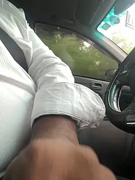 dam-her-boy online show from April 16, 11:44 am